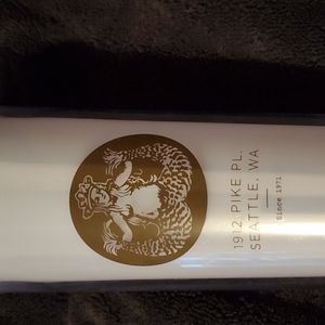 24oz Starbucks tumbler